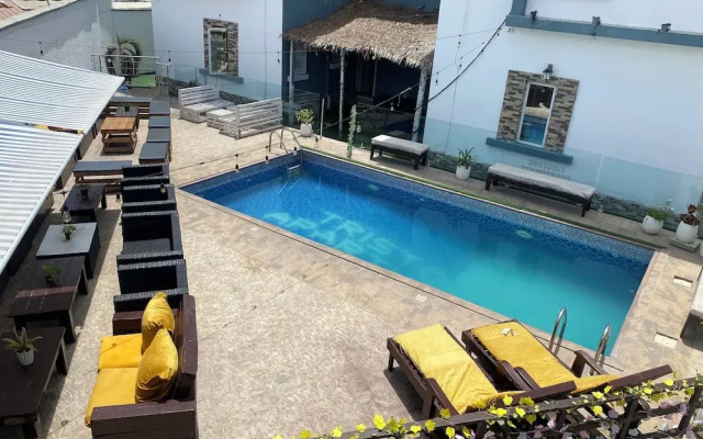 Tristone Hotel&Aspartment
