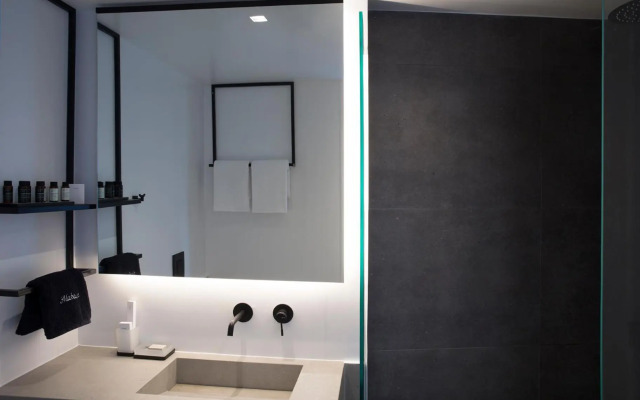 The Alex Monte Kastella