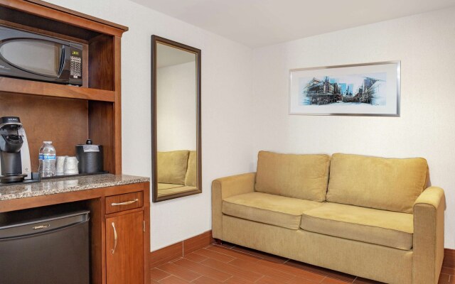 Hilton Garden Inn Louisville Downtown