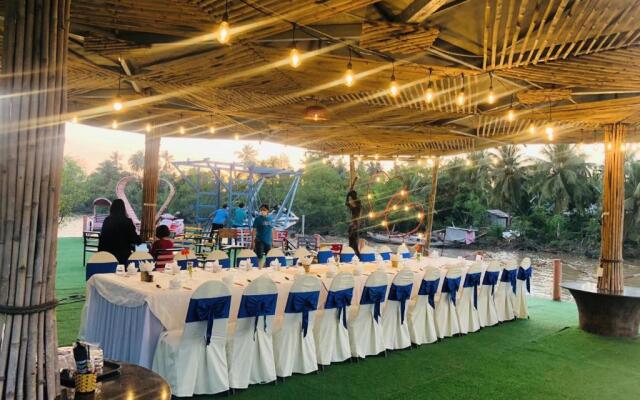 Rooster Mekong Garden & Villas