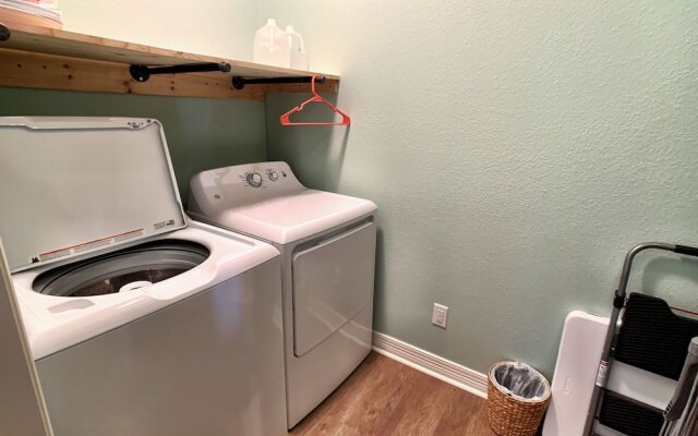 Sea Biscuits & Gravy - 3 Br Home