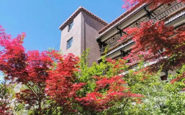 Tiandi Jixiang Garden Hotel