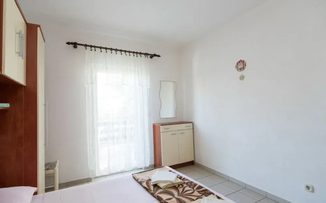 Apartments Pinija - Economy Two Bedroom Apartment With Terrace -
