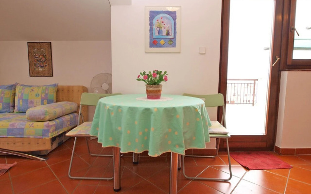 Apartment 297