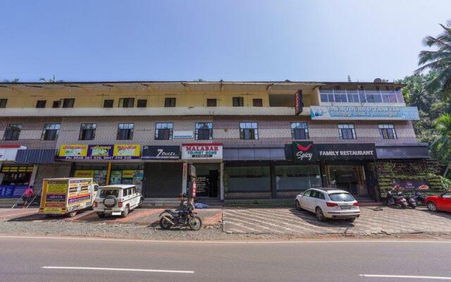 OYO 64792 Malabar Tourist Home