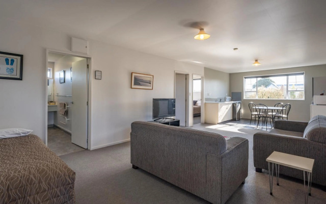 Fitzherbert Court Motel