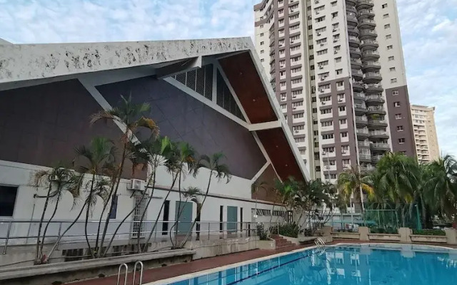 Ampang Hilir Lakeview Suite