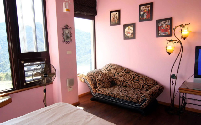 Margaret Garden Villa