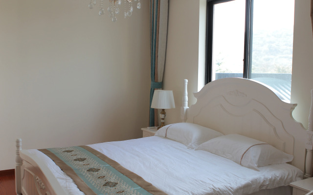 Suzhou Ethereal Residential Hotel (Taihu Xishan)