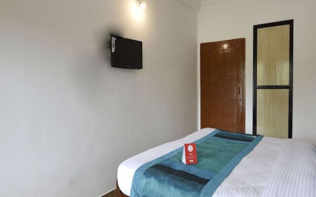 OYO 9743 Frank Guest House