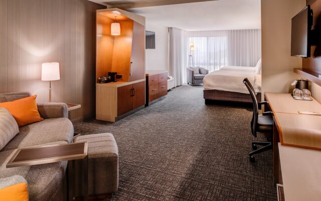 Courtyard by Marriott St. Louis Chesterfield