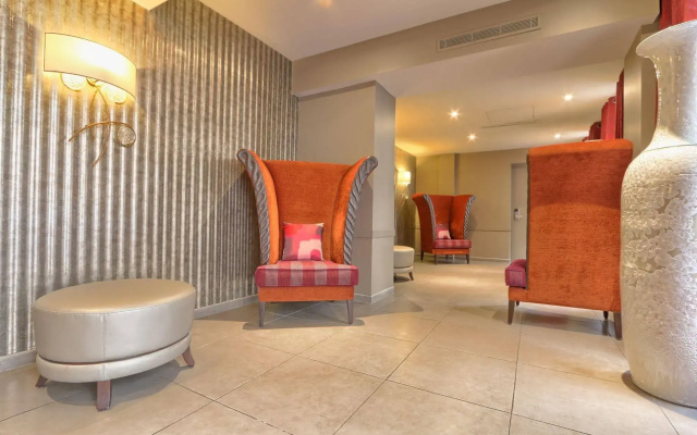 Hotel Mondial