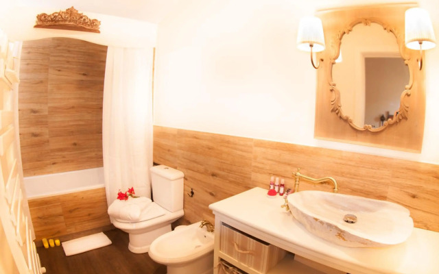 Rusticae Hotel Teatrisso