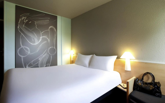 ibis Pau Lescar