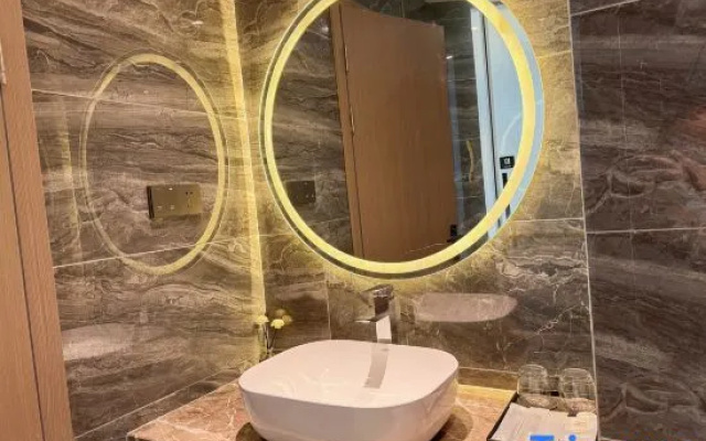 Leighton Hotel (Huaihua Aohai Branch) — 2-star hotel in Huaihua