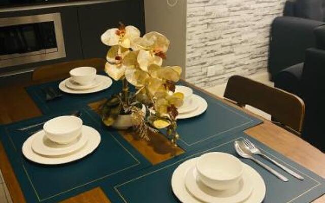 Grand Medini Suites by RR JBcity