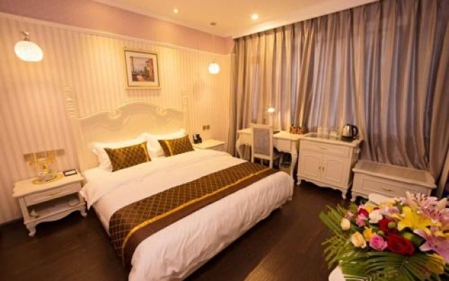 Lake View Hotel