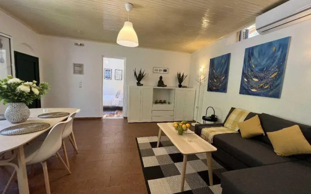 Levrecchio Beach Cottage