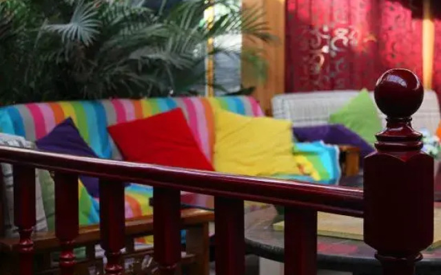 Dengfenglai Youth Hostel (Lanzhou West Railway Station)