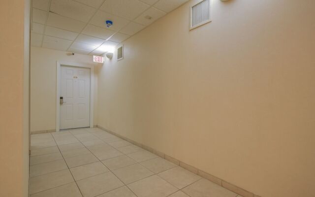 Americana Princess Suites and Condos