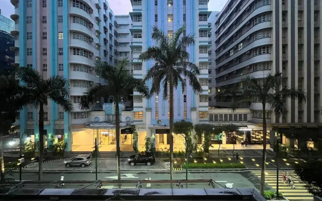 Marvinn's by LVH - 150 Newport Boulevard