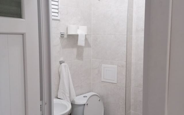 Galata Waterfall Apartment