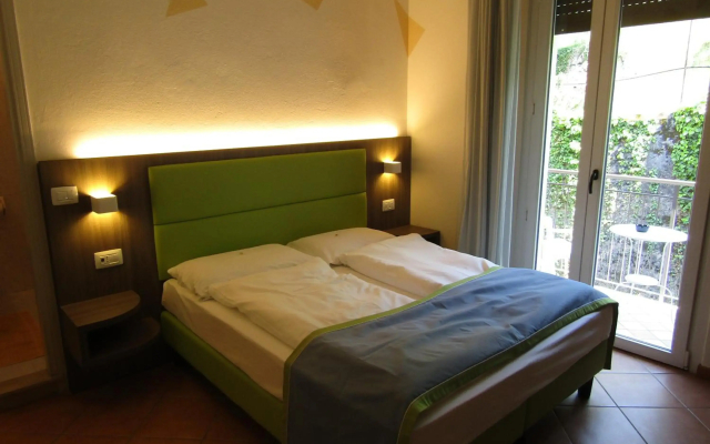 Hotel Menapace