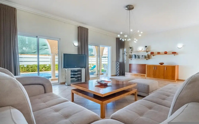 Villa Coute Real in Quarteira