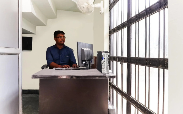 OYO 45285 Hotel Ganpati