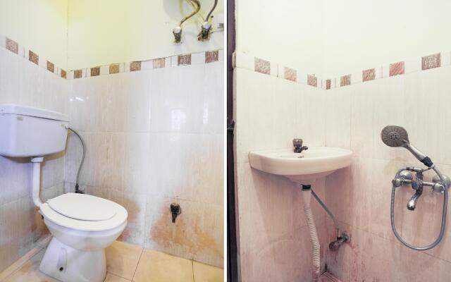 OYO 76309 Hotel Royal Palace