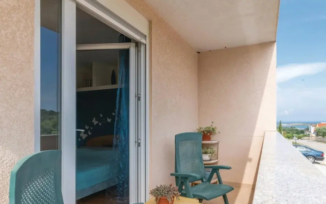Stunning Home in Liznjan With Wifi and 1 Bedrooms