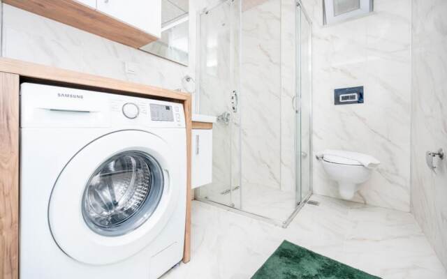 Missafir Modern Flat Near Beach in Muratpasa