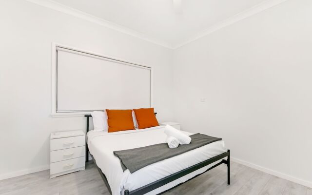 Fairfield 3 Bedroom House with PARKING