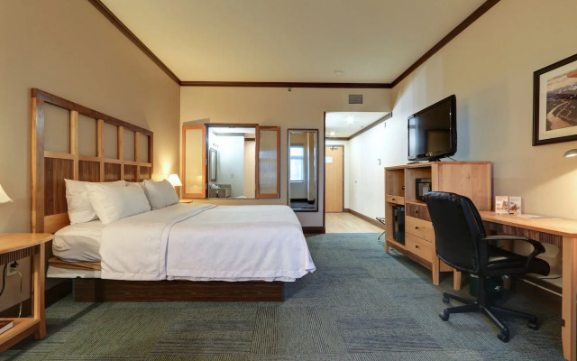 Dimond Center Hotel