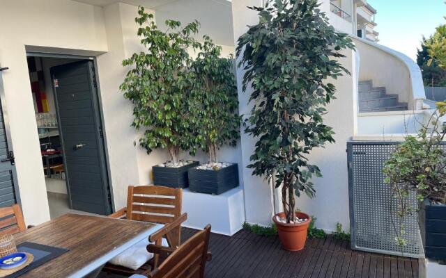 PLAYA ALMARDA,PISCINA,2 TERRAZAS,WIFI,PARKING,BBQ,TRANQUILo