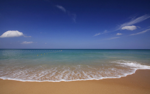 Splash Beach Resort