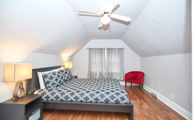 Lundy's Lane Central Home