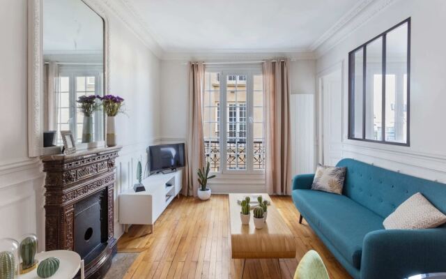 Montmartre - Cozy Home for 2 Guests