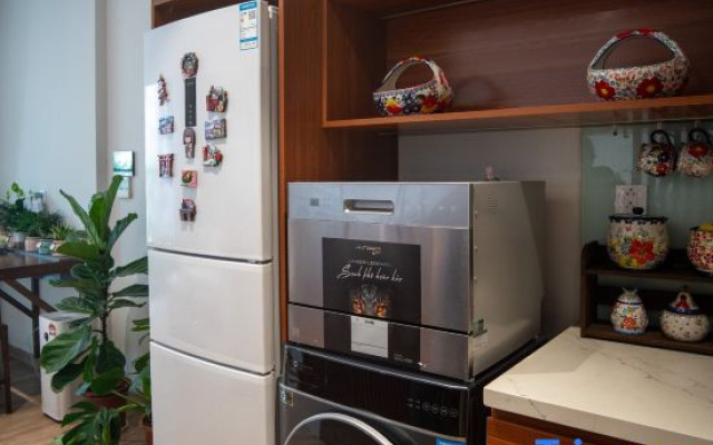 Lake view studio, full wall projector. — 3-star hotel in Van Giang