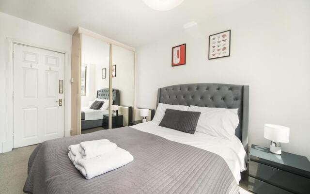 2 Bed Cosy Apartment in Central London Fitzrovia FREE WIFI by City Stay Aparts London