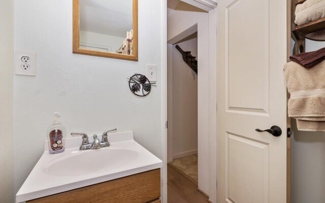 039 Little Doe Lodge Home