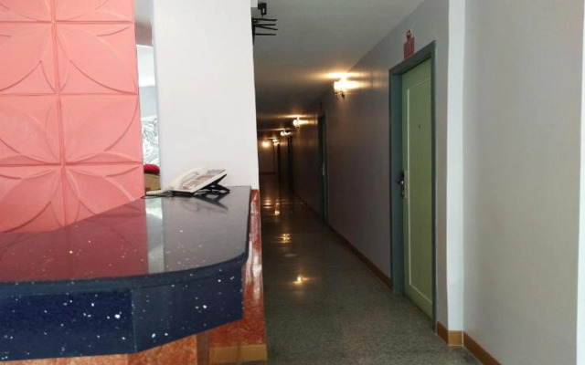 Bird Room Hotel - Pratunam