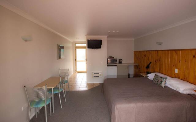 Raglan Sunset Motel
