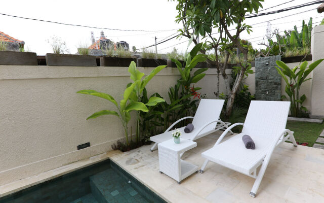 Green Studio Apartment Sanur