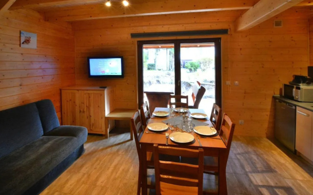 Terraced Houses Close to the Beach, Sianozety