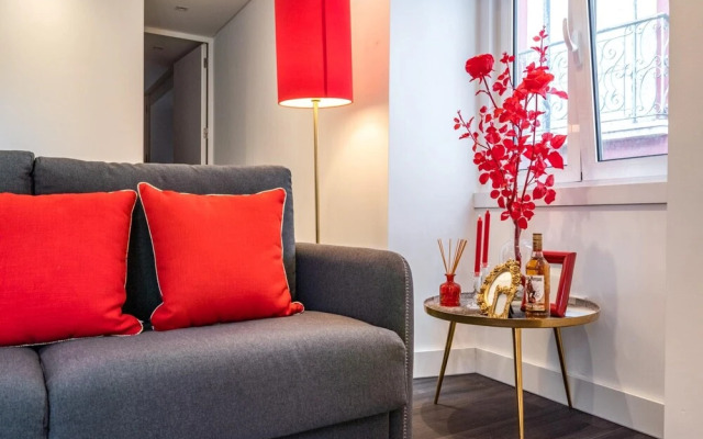 Akicity Alfama Selected