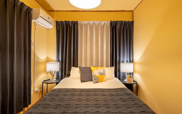 Deluxe Room 96平米 -ウル エスポワールうるま-