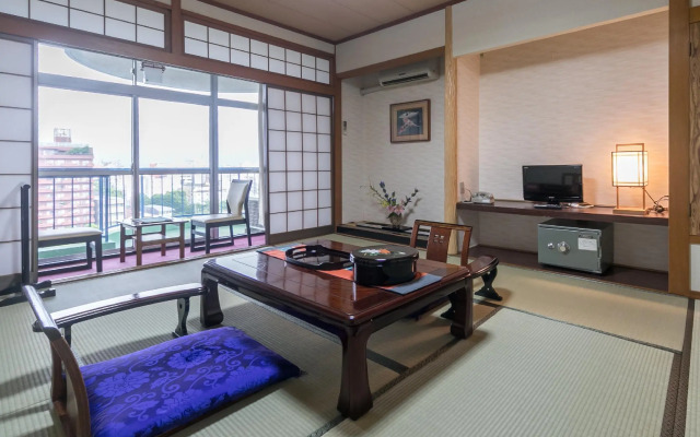 Riverside Hotel Shoei