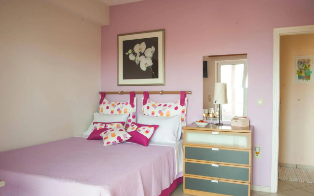 Stamatakis Boutique Studios
