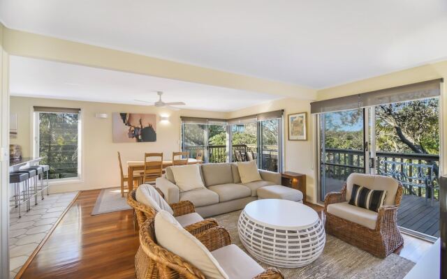 Summer Place - 24 Shearwater Street